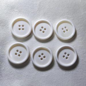 กระดุมกระดูกทำมือคุณภาพสูง เป็นมิตรกับสิ่งแวดล้อม สำหรับงานตัดเย็บเสื้อผ้า - Product Image 1