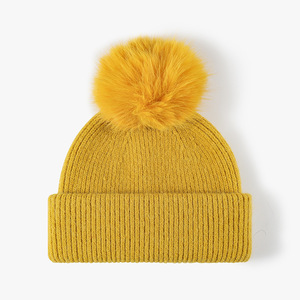 Bonnet à pompon en gros avec logo personnalisé d'un fabricant de bonnets pour les programmes de vente au détail d'hiver aux États-Unis, saison d'automne - Product Image 4