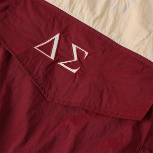 Veste coupe-vent à capuche mi-zippée pour homme, couleur beige bordeaux, avec logo brodé, style décontracté pour l'automne - Product Image 5