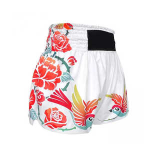 Pantalones Cortos de Muay Thai para Niños y Mujeres, Pantalones Cortos Tradicionales de Boxeo Tailandés con Bordado Tribal Dorado, Corte Alto - Product Image 2