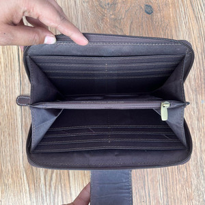 Cartera con acento turquesa de cuero labrado a mano al por mayor más nueva para mujer, cartera grande de cuero genuino para tarjetas de crédito - Product Image 6