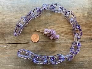 Décoration intérieure : Chaînes en résine personnalisables, très grandes et aux couleurs claires, maillons en résine multicolores de grande taille disponibles. - Product Image 5