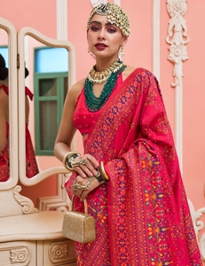 Sari de Diseño KV para Mujer, Mezcla de Seda, Color Rosa, con Diseño Tejido y Blusa sin Coser - Product Image 3