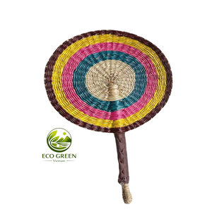 Éventail en jonc de mer tressé durable, multicolore, de forme ovale et ronde, décoratif pour la décoration murale de la maison et comme cadeau - Product Image 1