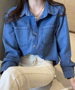 เสื้อเชิ้ตยีนส์ผู้หญิง แขนยาว ติดกระดุม ทรงหลวม ปกคอพับ สีพื้น ผ้าทวิล แขนยาวเต็มตัว - Product Image 5