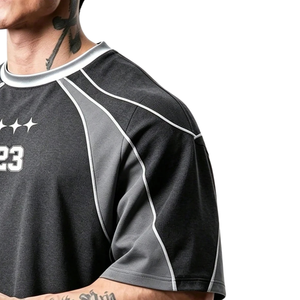 Camiseta Deportiva Casual para Hombre, Estilo Raglán, Manga Corta, Cuello Redondo, Diseño con Bloques de Color, Número Gráfico y Paneles en Contraste - Product Image 3
