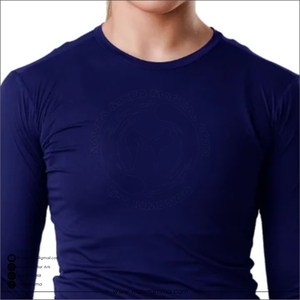 T-shirt de compression unisexe personnalisé avec logo premium |   Haut de sport écologique UPF50+ |   Entraînement de course à pied de haute qualité - Product Image 2