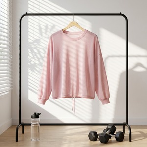 Haut de yoga superposé pour femme LUNA - Design transparent, doux, 100 % polyester, sans couture, coupe ample, logo avant - Product Image 4
