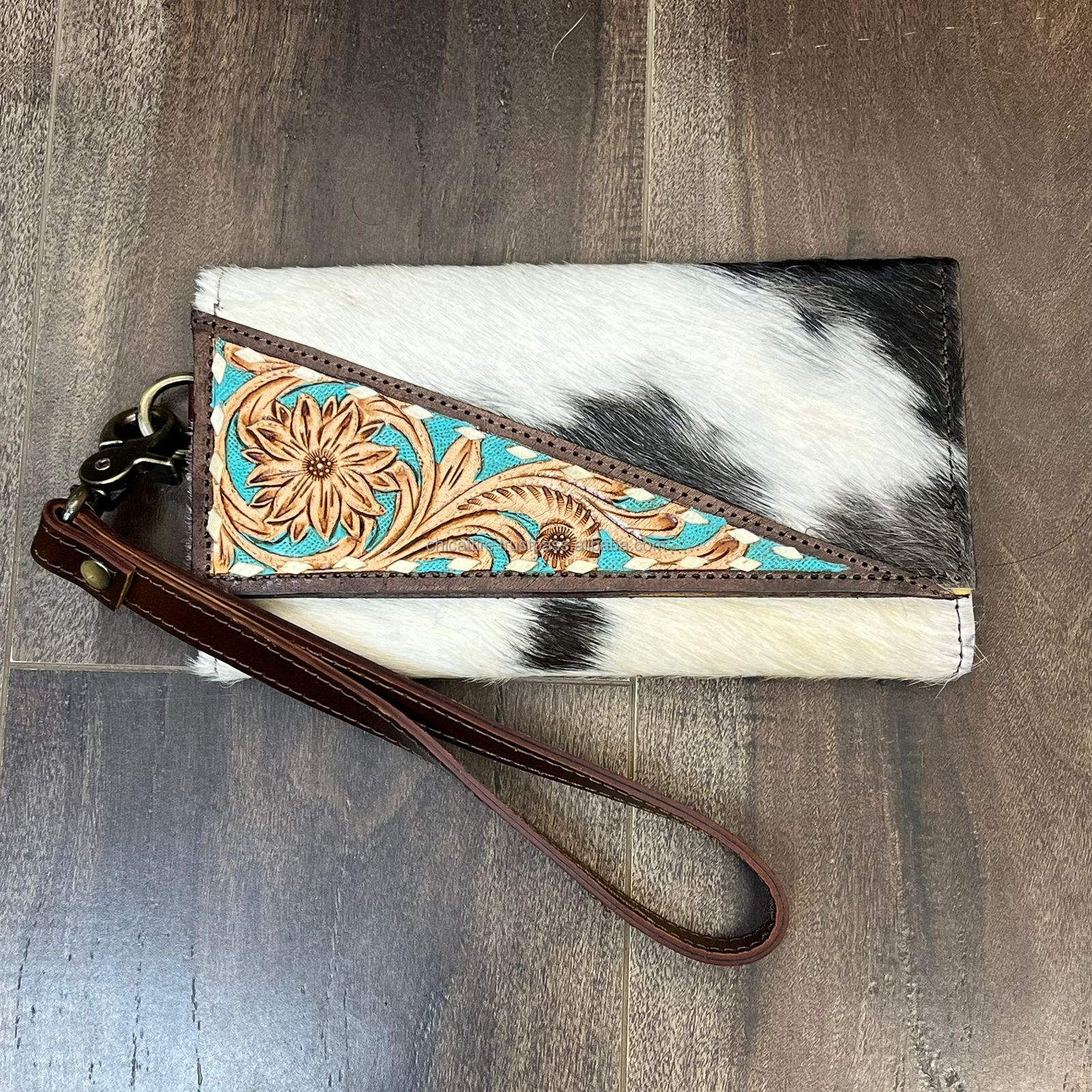 สีน้ำตาล