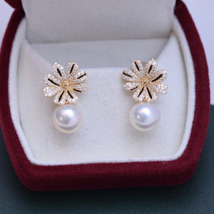 ต่างหูเงินแท้ S925 ประดับเพชรซิคอนสีขาว ขนาด 9-10 มม. สำหรับผู้หญิง แสงสว่างสวยงาม มีตำหนิเล็กน้อย ชุดเต็ม รวมต่างหู - Product Image 1