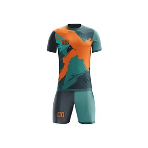 Uniforme de Club de Fútbol al por Mayor, Fabricante OEM, Logotipo Personalizado Bordado, Kit de Fútbol Sublimado, Proveedor de Marca Privada - Product Image 3