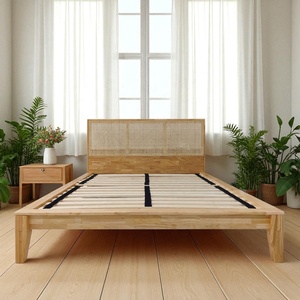 Commande en gros Support cadre de lit en bois Queen Size rotin canne tête de lit minimaliste chambre meubles lits en bois d'hévéa fabriqué au Vietnam - Product Image 1