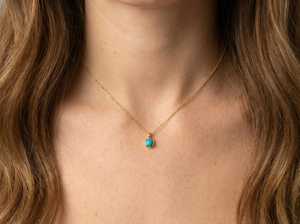 Collar con Colgante Redondo de Turquesa, Plata de Ley 925, Baño de Oro, Cristal Morado/Lila, Piedra de Nacimiento de Diciembre, Hecho a Mano, Minimalista - Product Image 2