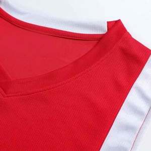 Uniforme de basket-ball de haute qualité, confortable et respirant, avec logo personnalisé et tissu doux pour hommes adultes - Product Image 3