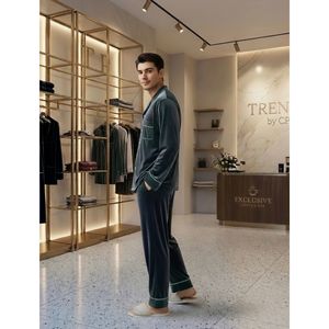 Conjunto de Pijama de Terciopelo de Lujo para Hombre - Ropa de Dormir Cálida de Invierno en Terciopelo Suave con Ribete y Bolsillos, Doble Tela Micro - Product Image 4