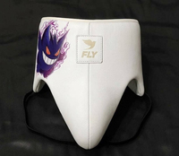 Ensemble d'équipement de boxe personnalisé blanc imprimé pour l'entraînement et le sparring, comprenant des gants, un casque de protection et une protection inguinale, avec protection personnalisée pour la pratique de la boxe.