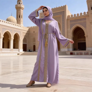 ชุดอาบายะห์สไตล์แอฟริกันสำหรับผู้หญิงมุสลิมไซส์ใหญ่ ชุดเดรสยาวสำหรับฤดูร้อนปี 2026 ดีไซน์หรูหรา ทรงมาตรฐาน ผลิตจากโพลีเอสเตอร์ เหมาะสำหรับใส่ลำลอง - Product Image 1