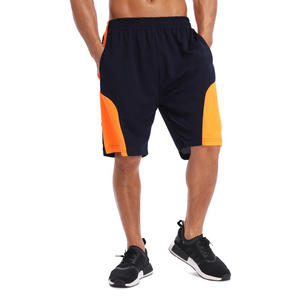 Shorts décontractés pour hommes en mélange de coton, motif rayé classique, style estival élégant, respirant et léger, shorts de plage, shorts de villégiature - Product Image 2