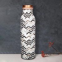 Bouteille d'eau en cuivre écologique à motif floral moderne avec couvercle en cuivre, portable pour la maison et les voyages