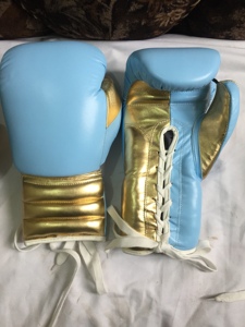 Guantes de Boxeo MMA de Cuero Vacuno Personalizados con Cordones, para Entrenamiento en Gimnasio, Sparring, Venta al Por Mayor, Logotipo OEM - Product Image 6