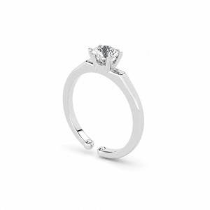 Anillo de Compromiso de Oro Blanco con Diamante Redondo, Engaste Clásico, Joyería Fina para Mujer - Product Image 1