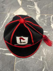 Casquette Premium en Velours Éponge Personnalisable avec Broderie de Lettres et Logo OEM – Vente en Gros, Snapback Unisexe Réglable pour Remise de Diplôme et Événements Académiques - Product Image 2