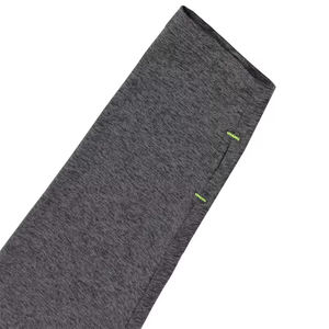 Camisetas Deportivas Personalizadas de Secado Rápido para Gimnasio, con Cierre de 3/4, Color Gris, Manga Larga, Cuello Alto, Ecológicas, para Hombre - Product Image 4