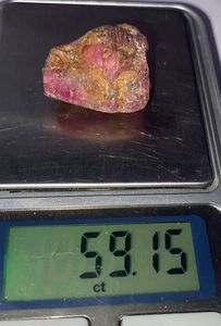 หินหยาบทับทิมธรรมชาติ59.15กะรัตจาก Kenya femos John ซาอูลเหมือง - Product Image 6