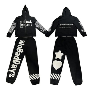 Conjunto de Sudadera Corta con Estampado Puff Personalizado y Pantalones Acampanados para Hombre, Chándal de Invierno con Pantalones Apilados, Traje Deportivo Jogger - Product Image 1