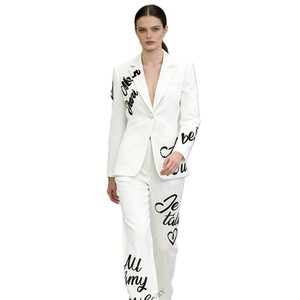 Conjunto de Blazer y Pantalón de Lana y Viscosa Blanca para Mujer, Estilo Urbano, 2 Piezas, con Lentejuelas Bordadas, Resistente al Viento, Personalizable, para Todas las Temporadas - Product Image 1