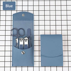 Nuevo Kit de Manicura y Pedicura Profesional YD de 7 Piezas Coloridas para Principiantes con Herramientas de Acero Inoxidable - Product Image 4