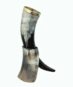 Cuerno Vikingo Natural para Beber con Soporte, Cuerno de Búfalo Duradero Hecho a Mano, Regalo Empresarial Moderno de NS Overseas - Product Image 5