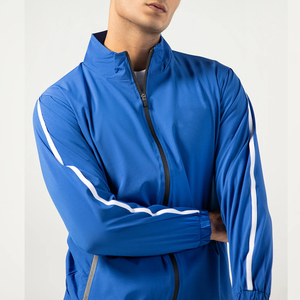 Trajes Deportivos para Hombre Elegantes y Cómodos para Uso Casual, Vendidos a Precio Económico, con Logotipo Personalizado - Product Image 5
