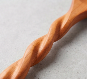 Ensemble de couverts en bois poli à la main avec poignées torsadées, design minimaliste, pour la cuisine, la table et l'hôtellerie - Product Image 2