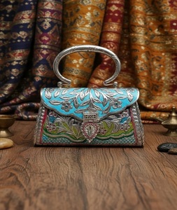 Bolso de Mano Elegante para Aniversario de Bodas, Chapado en Oro, Hecho a Mano, Forma Personalizada, Tallado, Artesanía Tayyab F S - Product Image 2