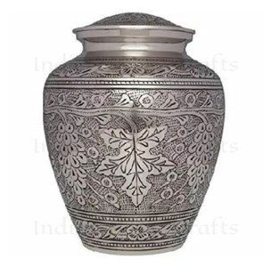 Urna Funeraria de Latón Tallada para Cenizas, Urna Conmemorativa Redonda de Metal con Diseño Floral para Recuerdo - Artesanía India - Product Image 4