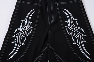 Vaqueros de mezclilla de estilo punk urbano con botones bordados personalizados para hombre, de pierna ancha, estilo streetwear, gótico, hip hop, corte regular. - Product Image 3