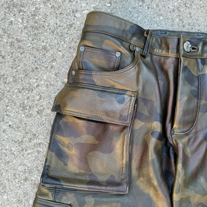 Shorts en cuir confortables pour hommes, couleur unie, imperméables, anti-plis, respirants, style urbain, personnalisables, vente en gros - Product Image 6