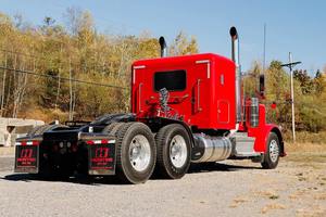 รถหัวลาก 10 ล้อ 6x4 ดีเซล กำลังสูง สำหรับขนส่งสินค้าหนักและขนส่งระยะไกล - Product Image 2