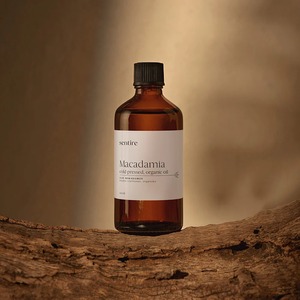 Huile de macadamia raffinée du Brésil de qualité supérieure, légère et à absorption rapide, pour les applications en matière de soins de la peau et de l'industrie de la beauté - Product Image 2