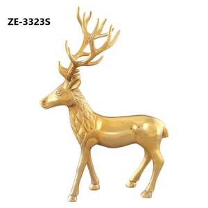 Sculpture en fer artisanale contemporaine, accent artistique pour projets d'aménagement intérieur résidentiel de créateurs, cerf en aluminium plaqué or - Product Image 3