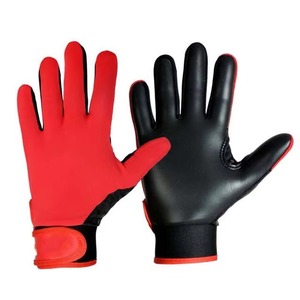 Guantes de Fútbol Gaélico con Logotipo Personalizado, Correa de Muñeca Ajustable, Agarre Duradero - Product Image 1