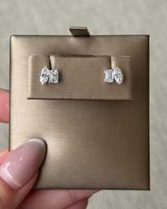 Boucles d'oreilles Toi et Moi en émeraude et diamant de laboratoire taille marquise, or massif 14K 18K, deux pierres, clous modernes minimalistes classiques, bijoux fins - Product Image 3