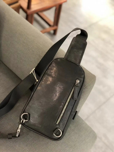 Bolso de Pecho Minimalista de Cuero Genuino con Cierre de Cremallera, Duradero, para Uso Diario, Todas las Temporadas, para Hombre - Product Image 4