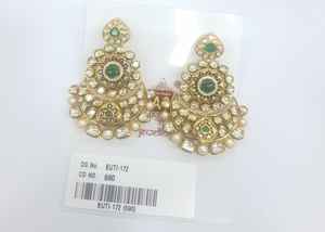 Ensemble de boucles d'oreilles fantaisie en or plaqué or, perles et pierres Kundan traditionnelles indiennes, pour femmes et filles, vente en gros. - Product Image 6