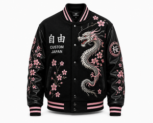 Chaqueta Bomber Japonesa Personalizada para Hombre, Negra, 100% Lana, Bordado de Dragón y Flor de Cerezo, Cuello Redondo, Capucha, Mangas de Cuero, Talla XL - Product Image 1