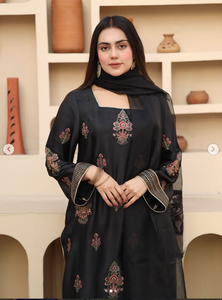 Salwar Kameez de Algodón Negro Bordado para Mujer, Estilo Tradicional, Corte Regular, Ropa Casual, Estilo India Pakistán, SADIA AUN HUTE - Product Image 3