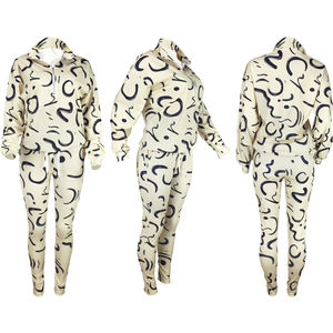 Nouvel ensemble de survêtement pour femme de qualité supérieure, entièrement sublimé, 100 % polyester, avec service OEM - Product Image 6