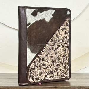 Carpeta Portafolio de Cuero Vacuno Premium con Cierre de Cremallera, Anillas, Bloc de Notas y Organizador de Archivos para Negocios - Product Image 4