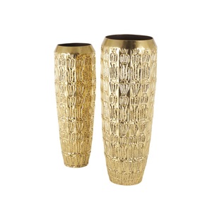 Vase de table haut en métal contemporain, support décoratif pour fleurs, design personnalisé craquelé transparent, intérieur moderne élégant et luxueux - Product Image 1